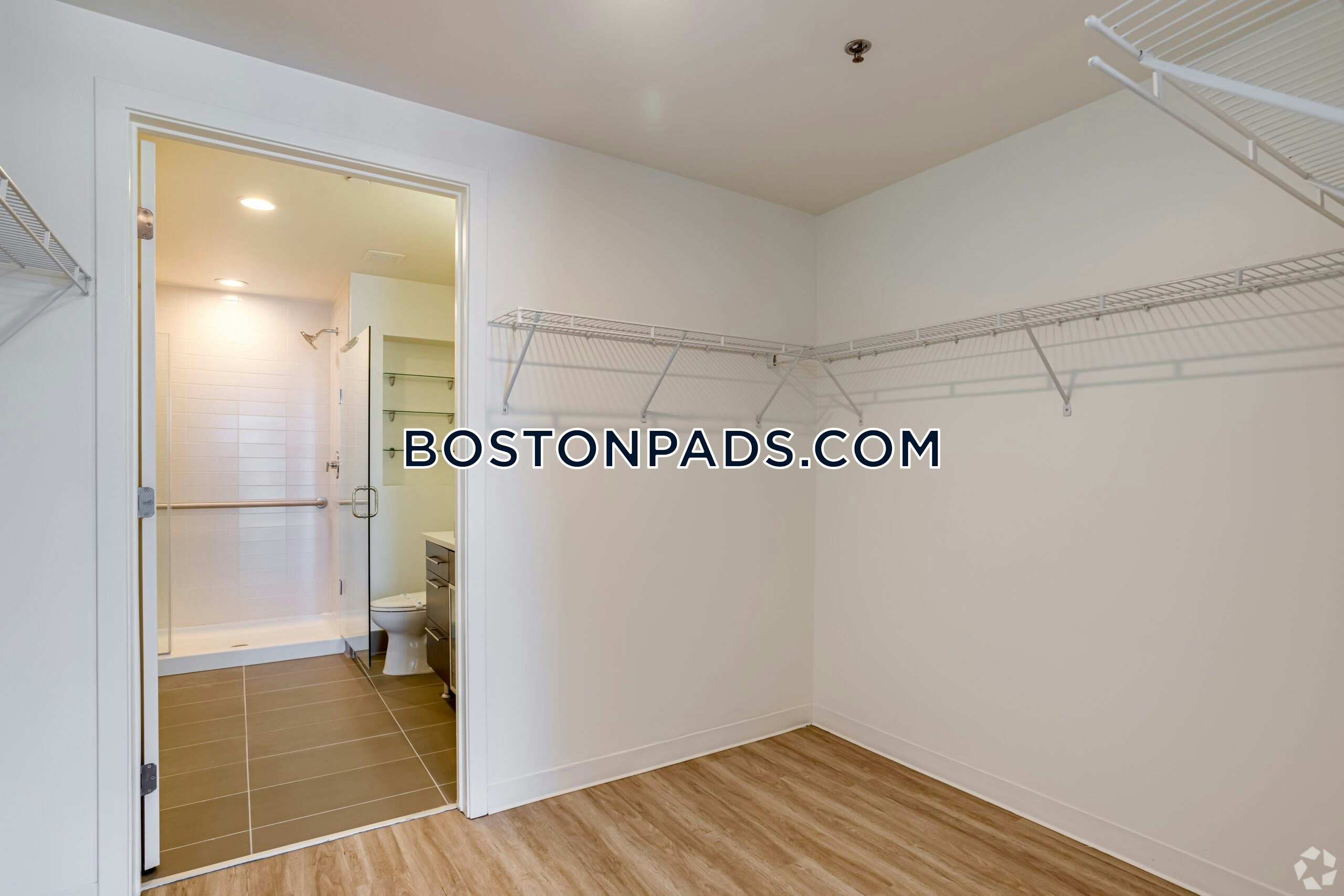Boston - 2 Beds, 2 Baths