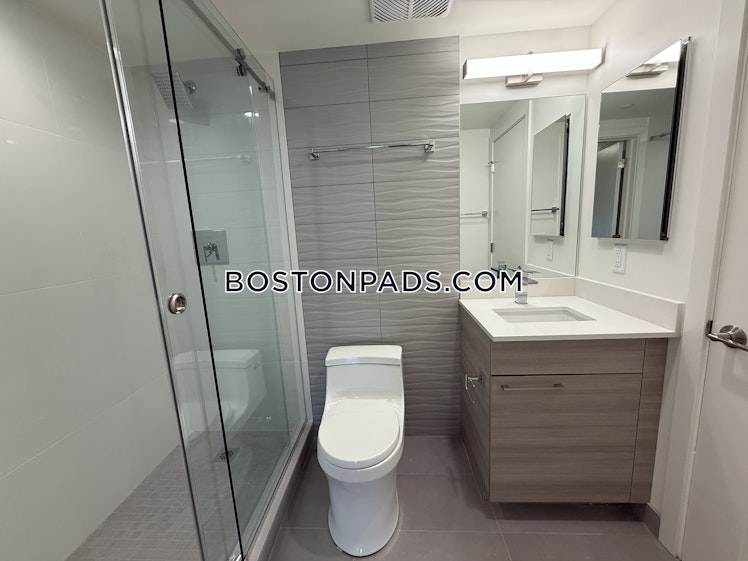 Commonwealth Ave., Boston