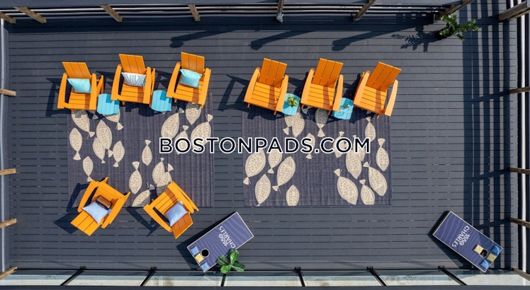 Soldiers Field Rd., Boston