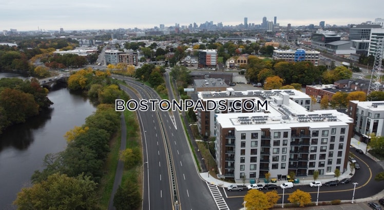 Soldiers Field Rd., Boston