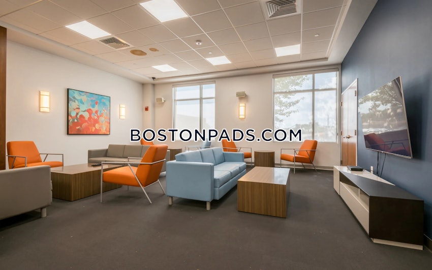 MALDEN - 2 Beds, 2 Baths - Image 2