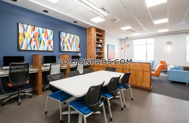 Pleasant St., Malden