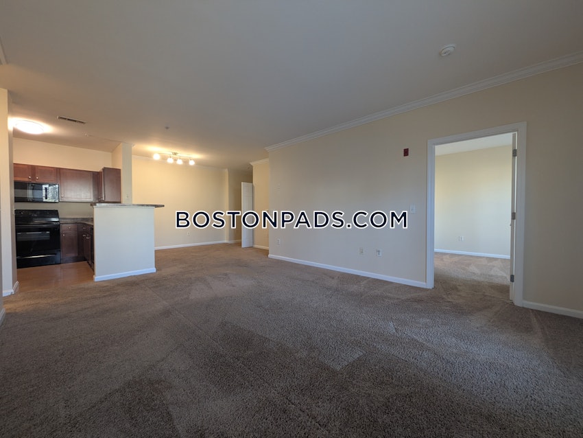 ANDOVER - 2 Beds, 2 Baths - Image 17