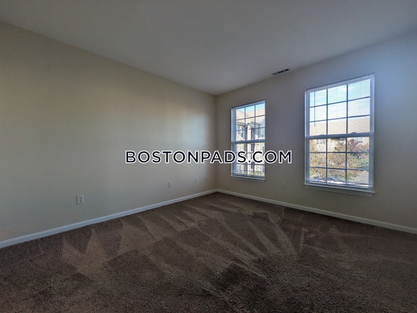 ANDOVER - 2 Beds, 2 Baths - Image 15