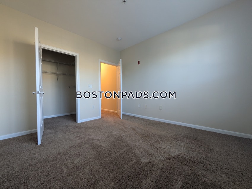 ANDOVER - 2 Beds, 2 Baths - Image 11