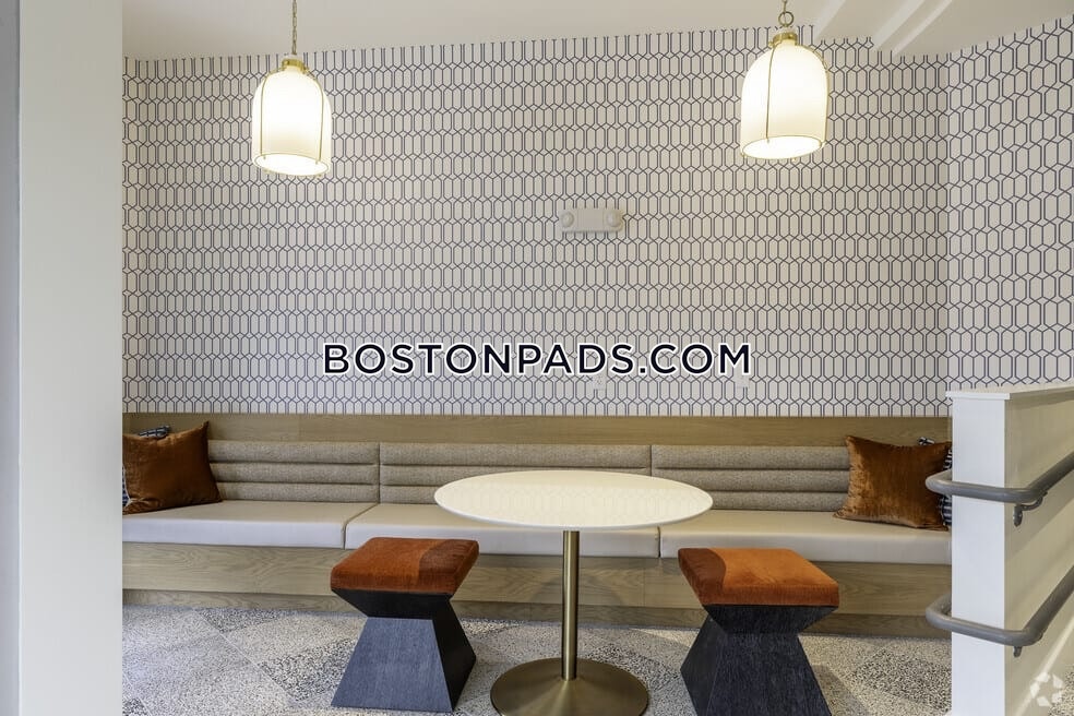 Boston - 2 Beds, 1 Baths