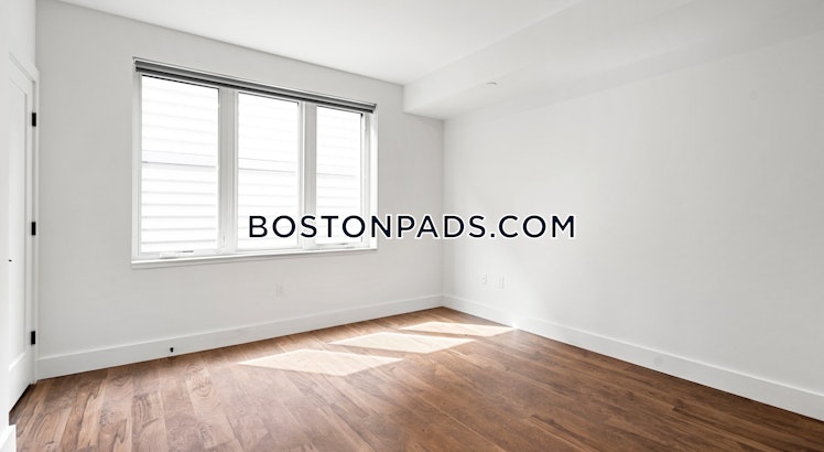 Hichborn St., Boston