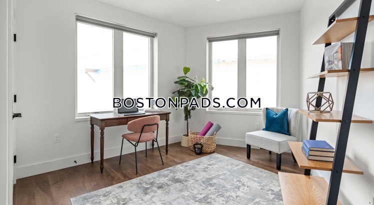 Hichborn St., Boston