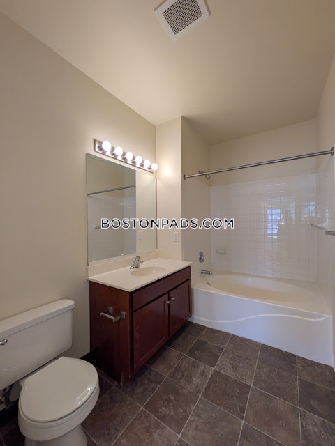 Lowell St. Andover photo 36