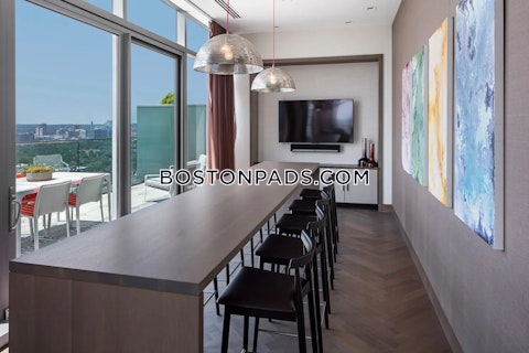 Dalton St. Boston photo 11