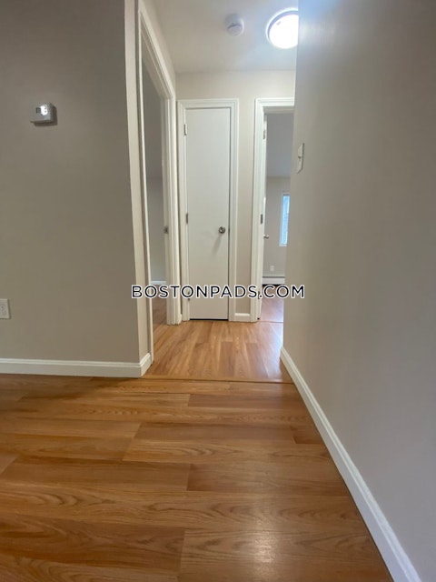 Willard St. Lowell photo 2