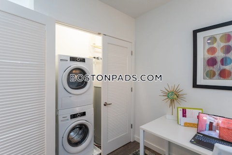 Washington St. Boston photo 8