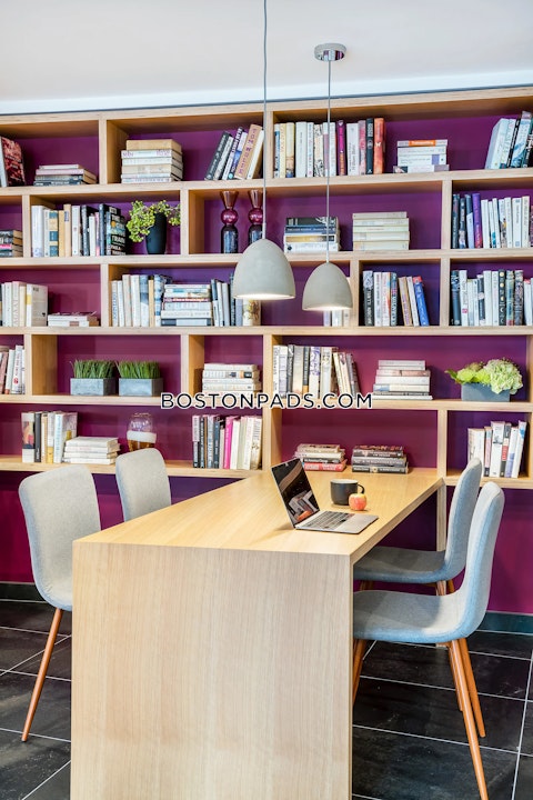 Washington St. Boston photo 16