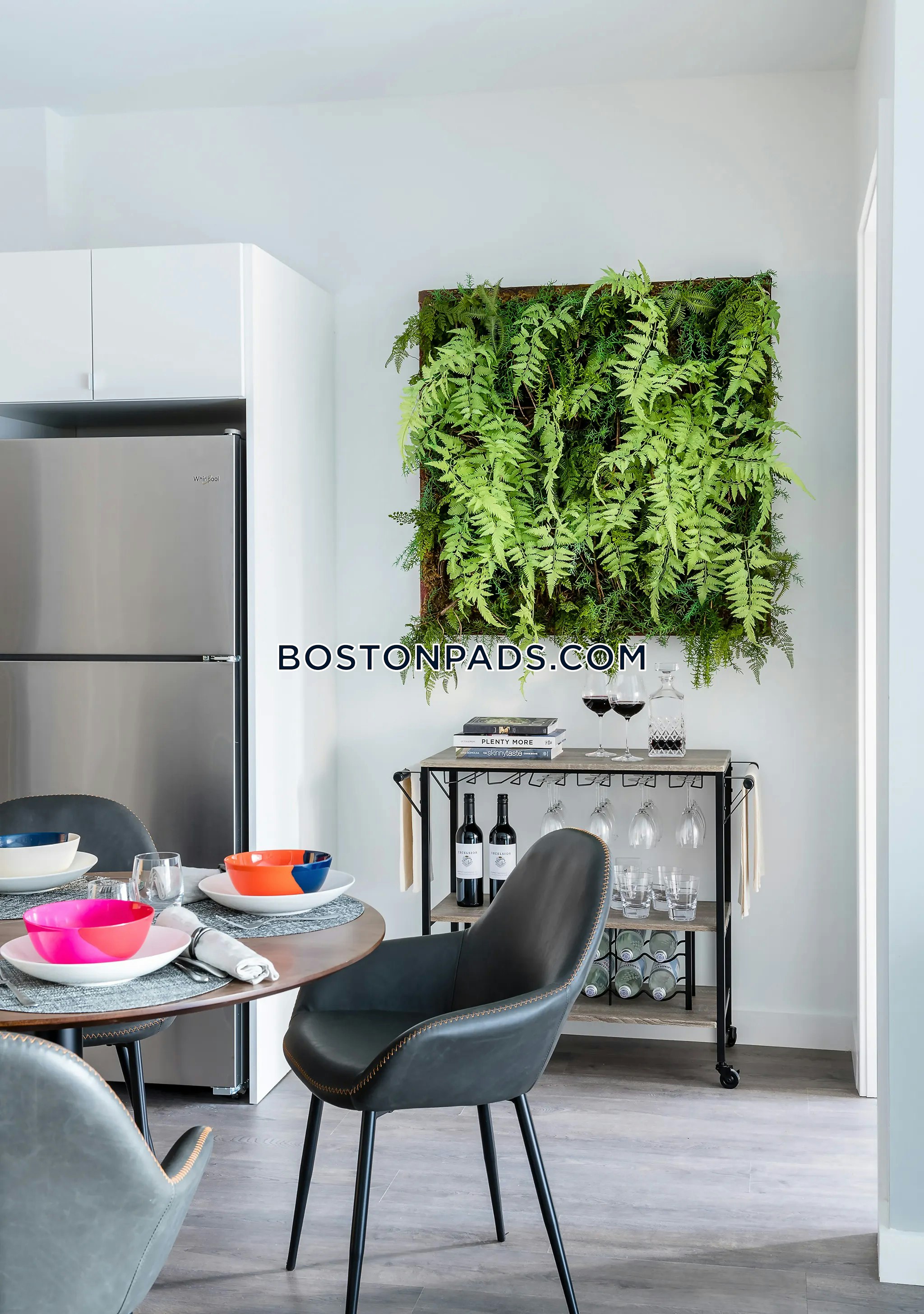 Boston - 0 Beds, 1 Baths