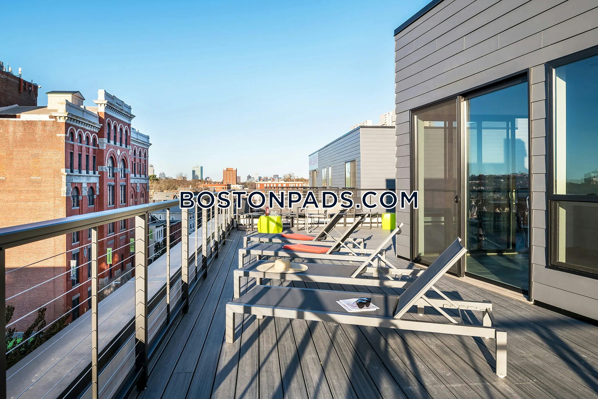 Boston - 0 Beds, 1 Baths