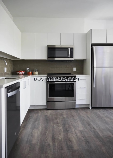 Washington St. Boston photo 10