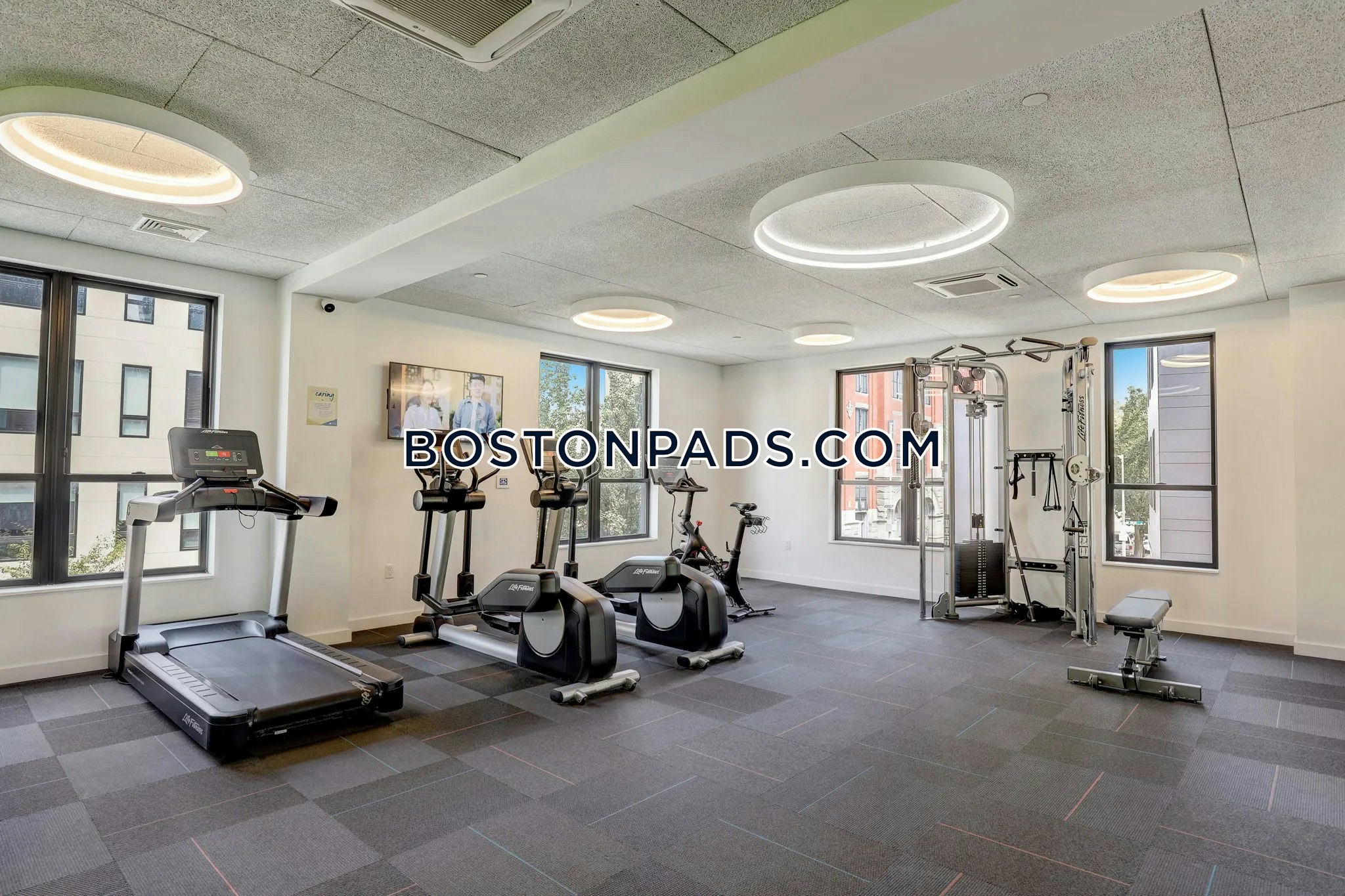 Boston - 0 Beds, 1 Baths