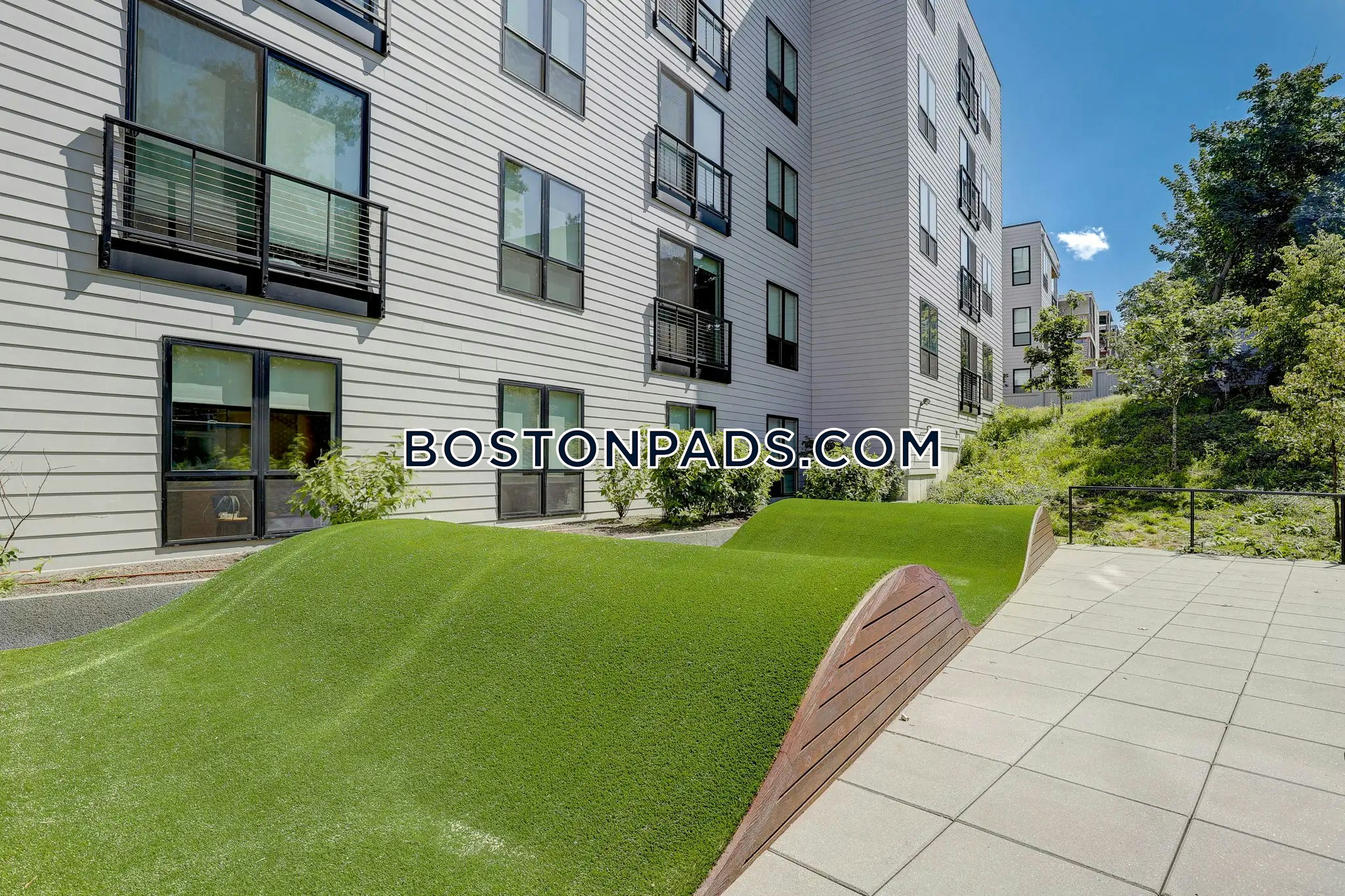 Boston - 0 Beds, 1 Baths