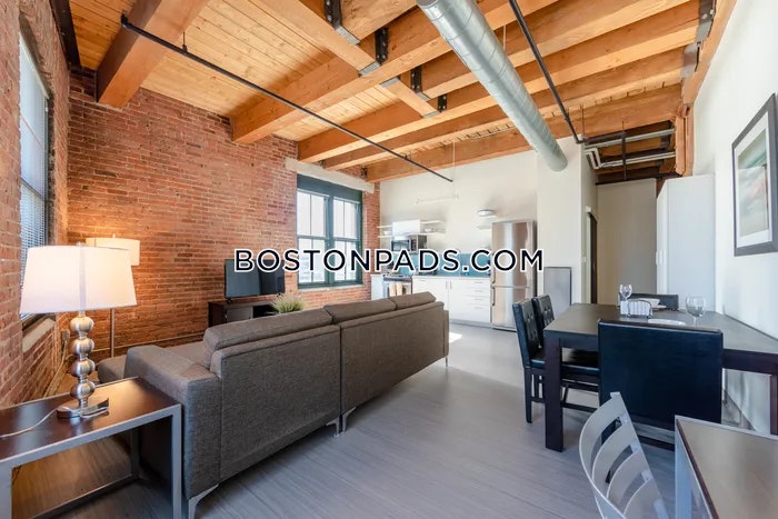 Boston - 0 Beds, 1 Baths