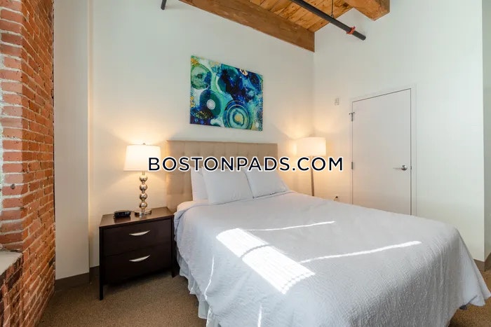 Boston - 0 Beds, 1 Baths