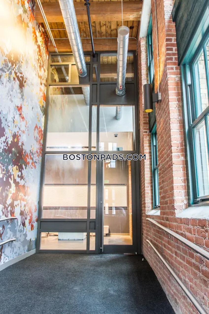 Boston - $4,399+ /month