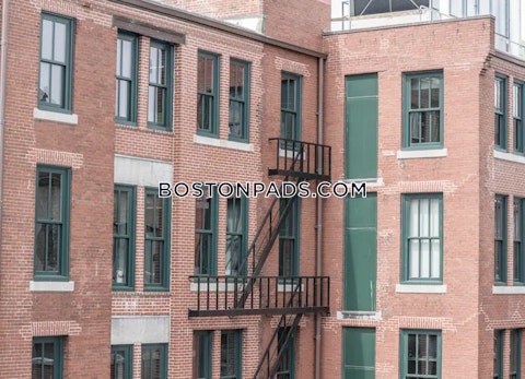 Congress St. Boston photo 13