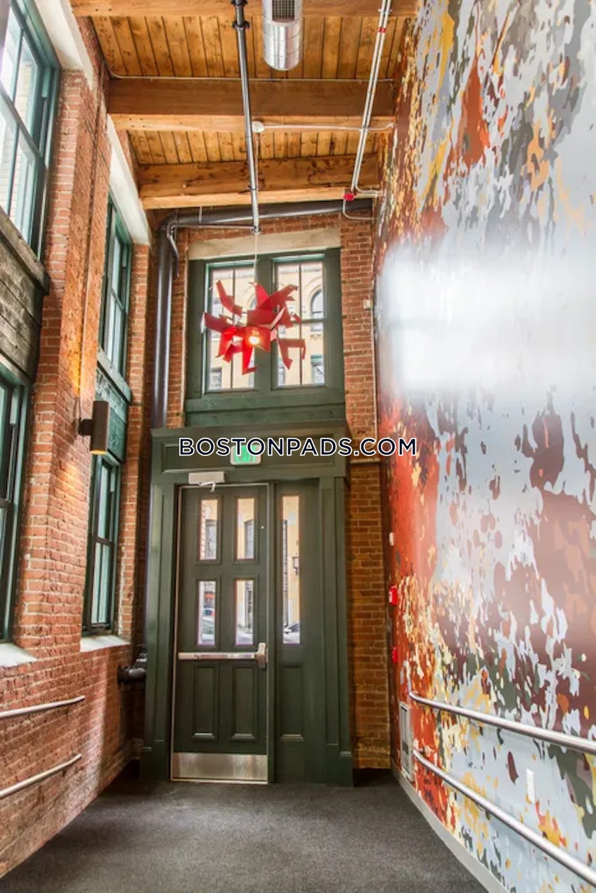 Boston - $4,399+ /month