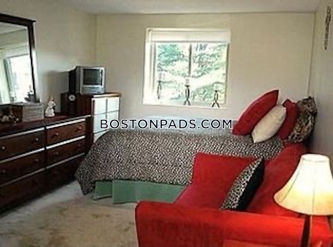 Stoneham - $1,795+ /mo