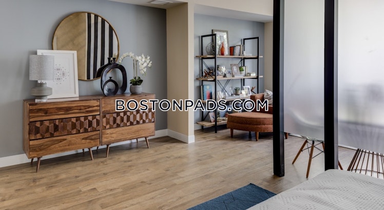 STATION LANDING, Medford