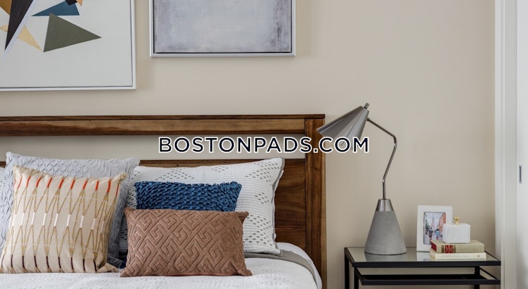 STATION LANDING, Medford