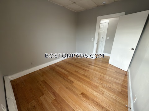 Bowdoin St. Boston photo 12