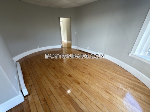 Bowdoin St. Boston photo 27