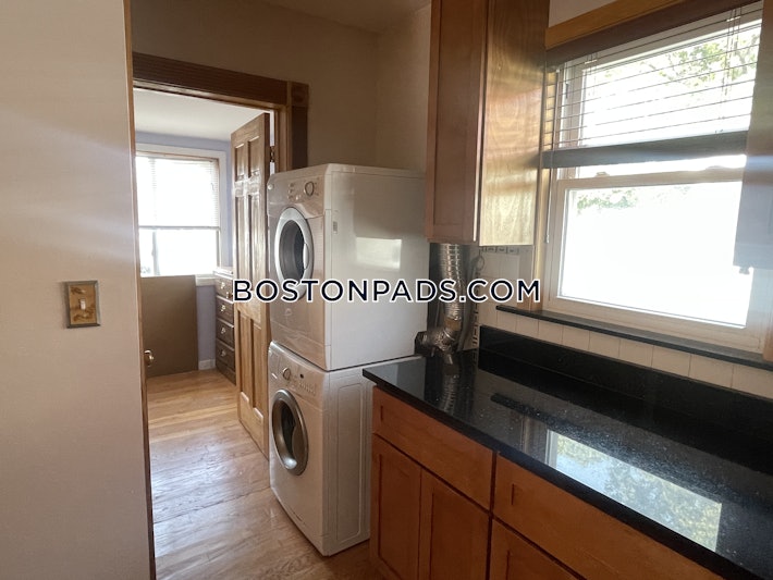 Lafayette St. Arlington