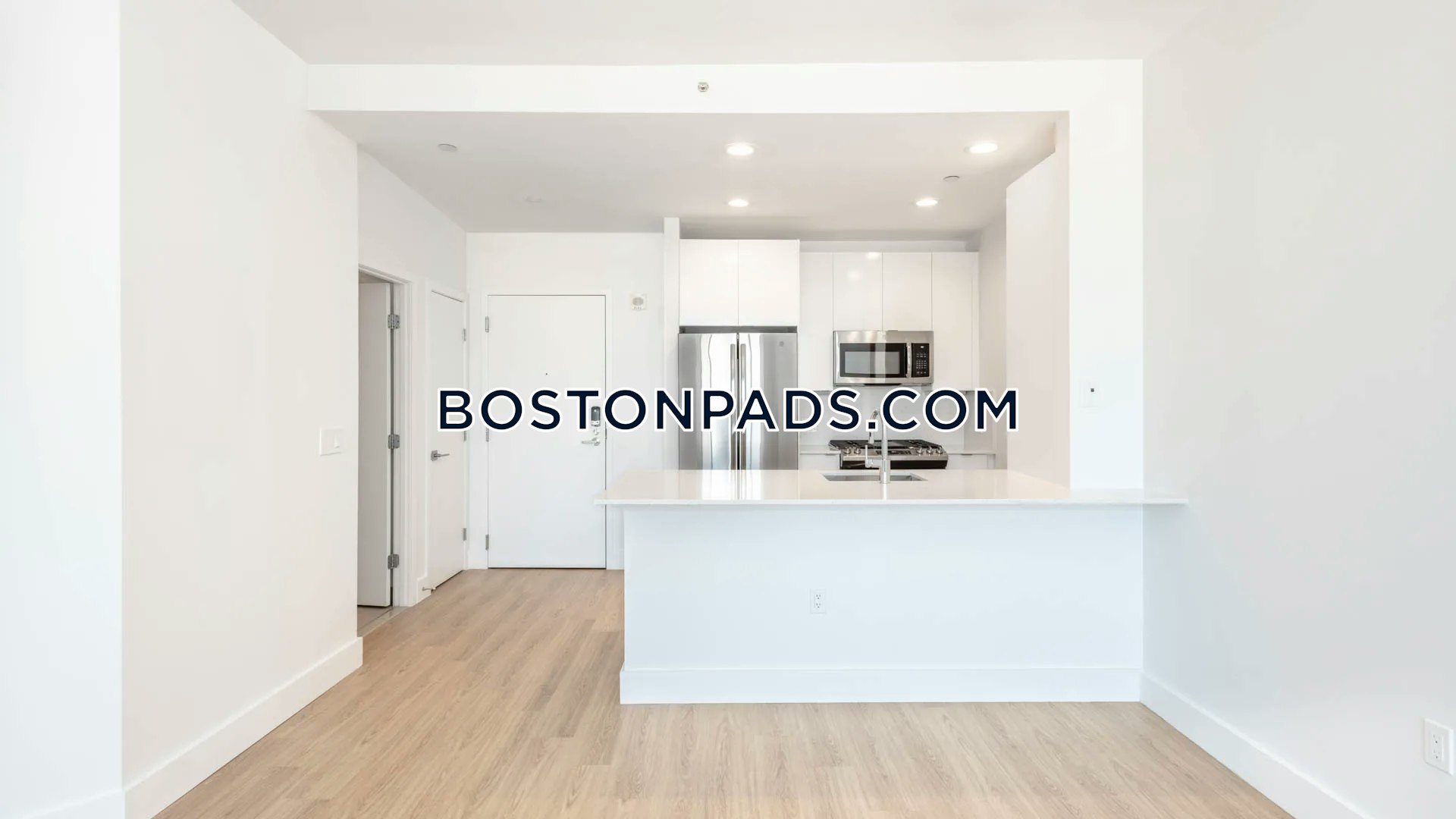 Boston - 0 Beds, 1 Baths