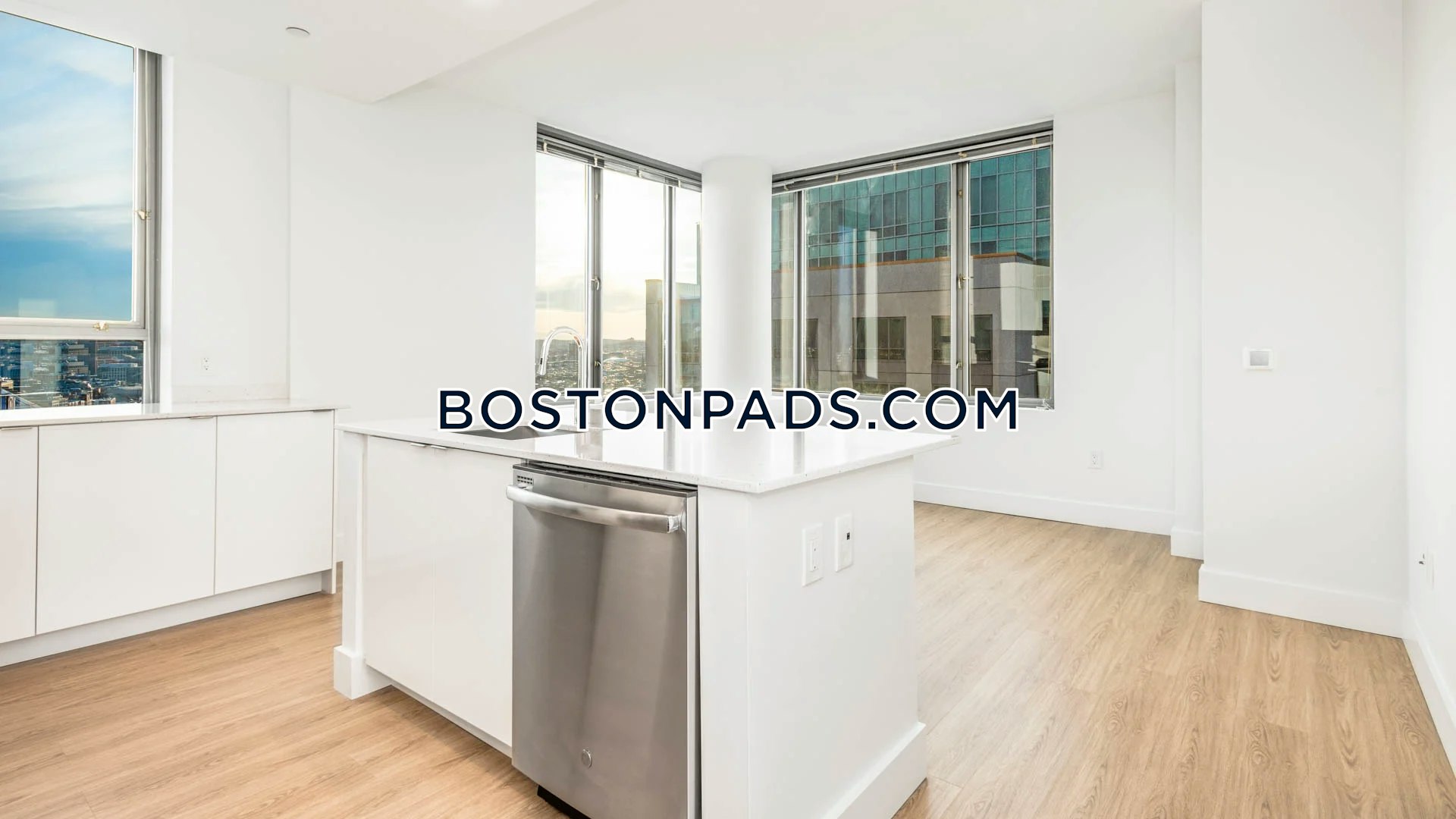 Boston - 0 Beds, 1 Baths