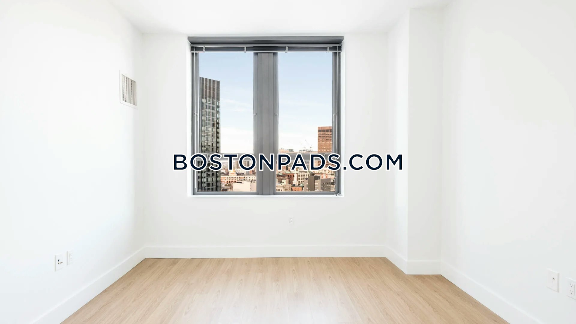 Boston - 0 Beds, 1 Baths