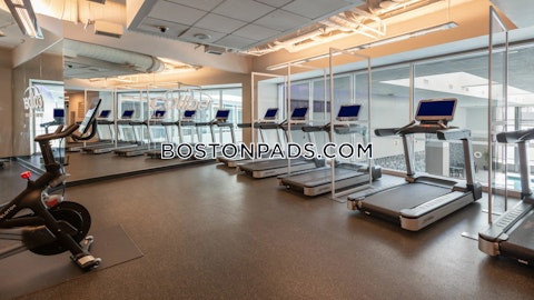 Washington St. Boston photo 44