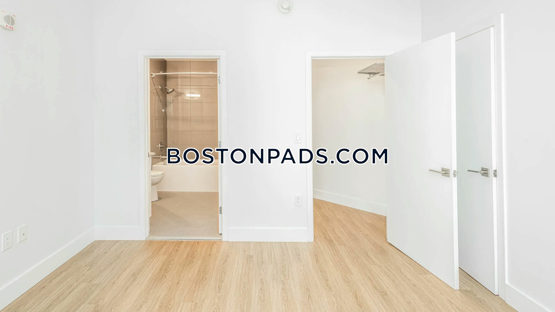 Boston - 0 Beds, 1 Baths