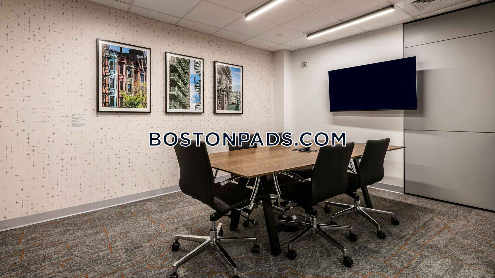 Boston - 0 Beds, 1 Baths