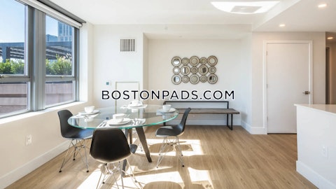 Washington St. Boston photo 15