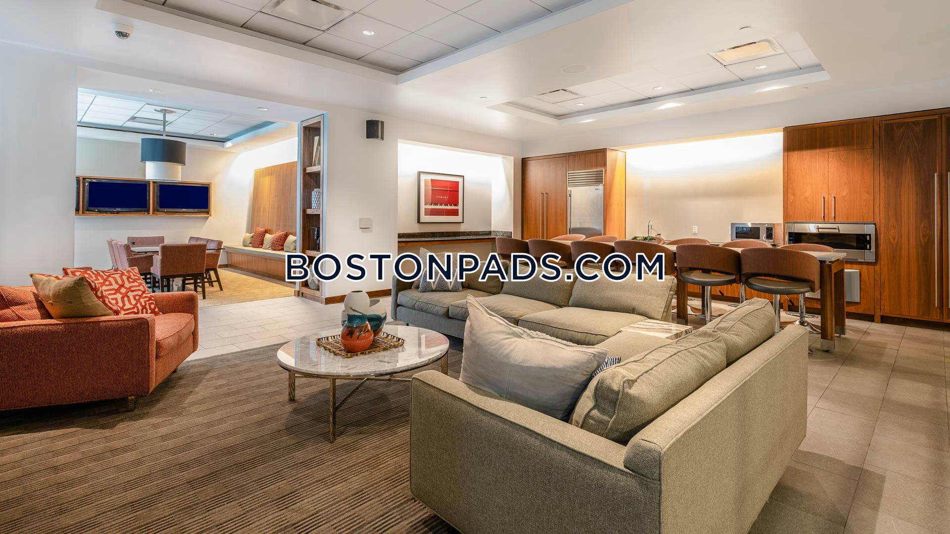 Boston - 0 Beds, 1 Baths