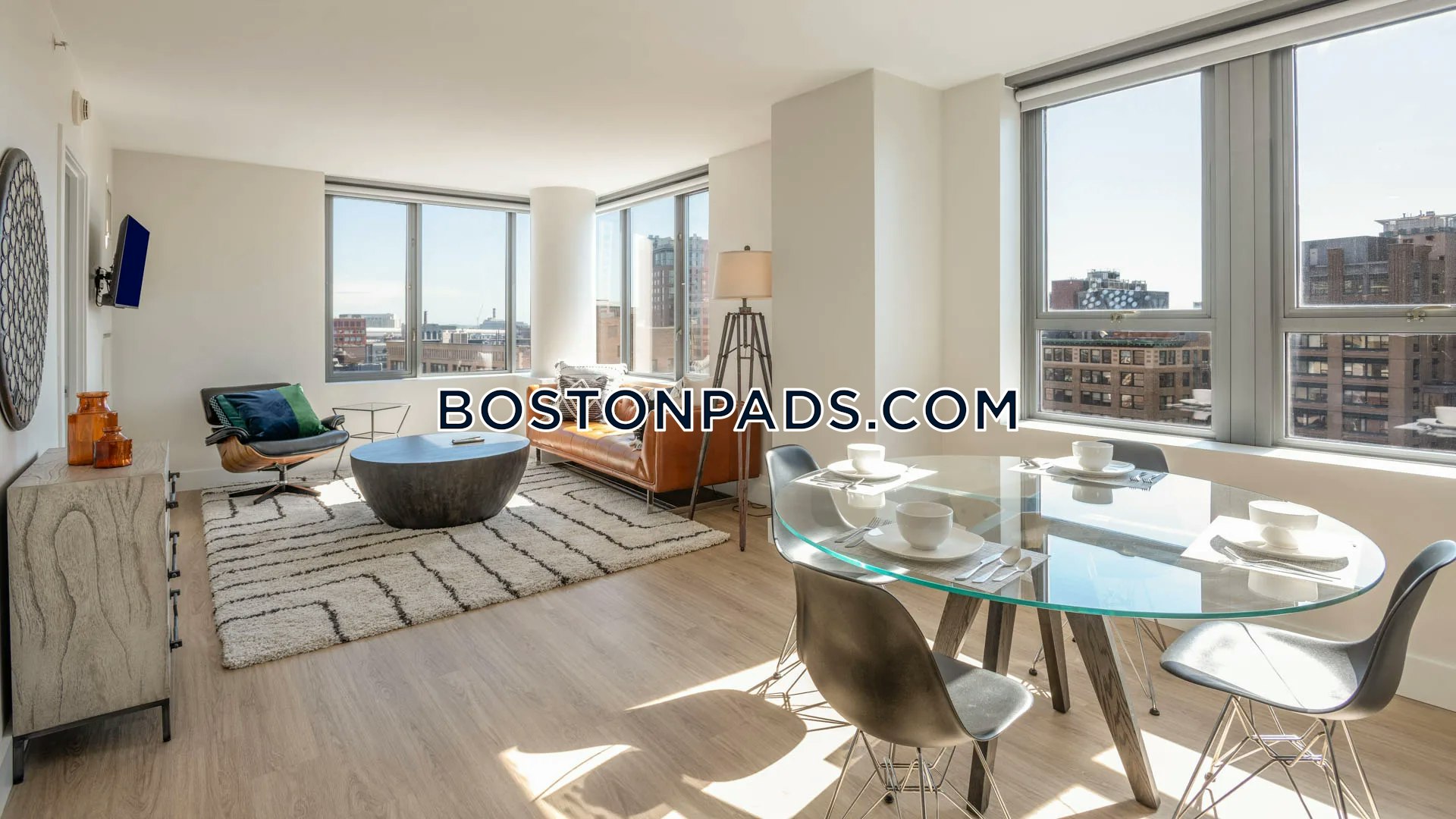 Boston - 0 Beds, 1 Baths