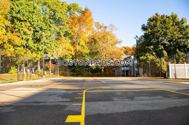 Taunton - $1,580+ /mo