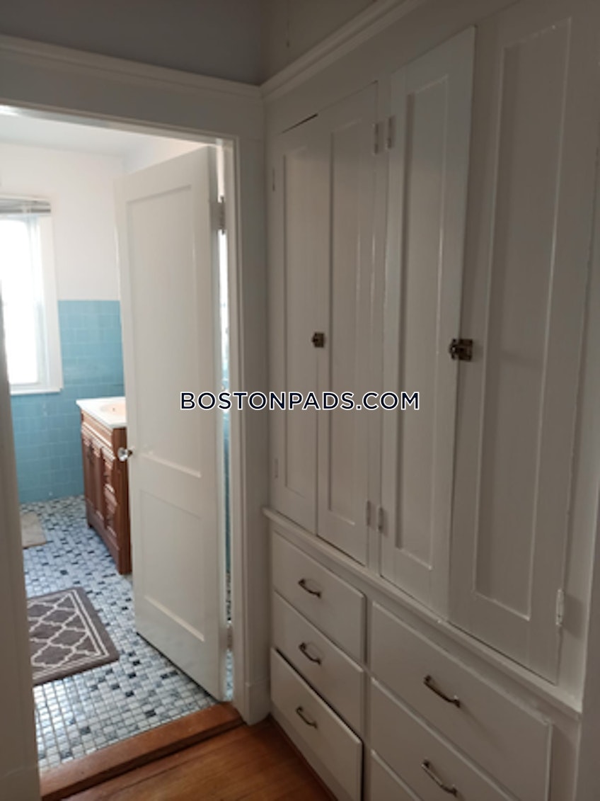 Newton - $5,500+ /month