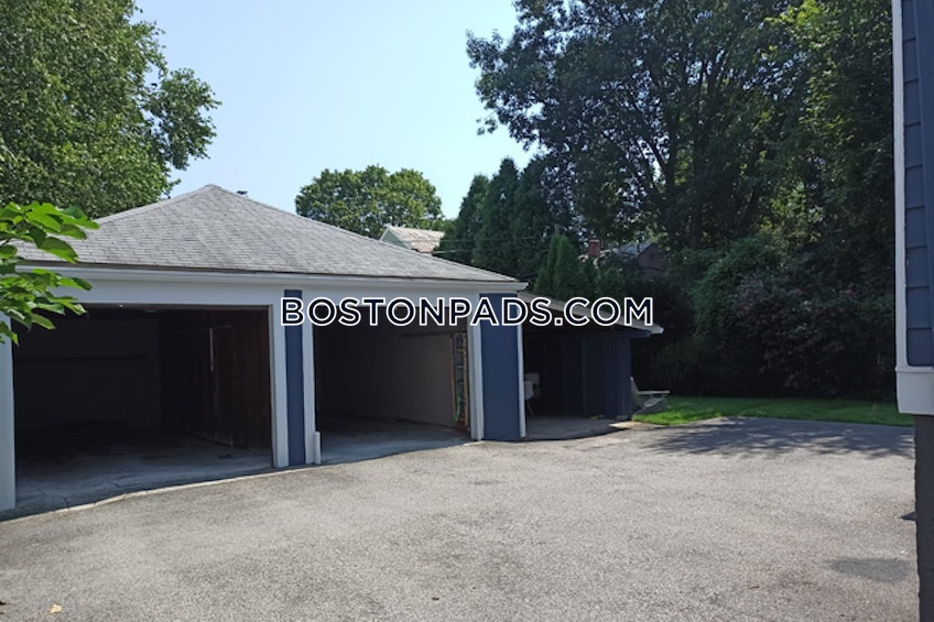 Newton - $5,500+ /month