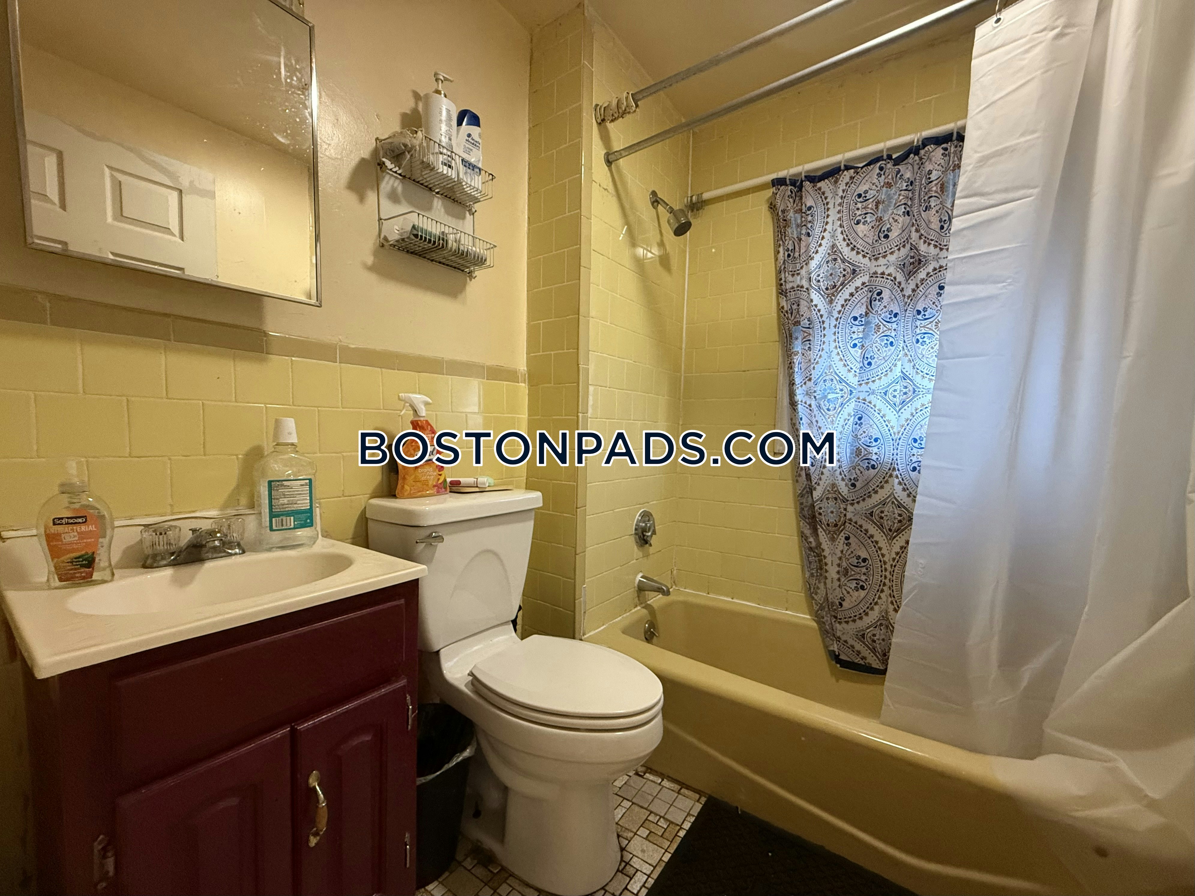 Boston - 7 Beds, 2.5 Baths