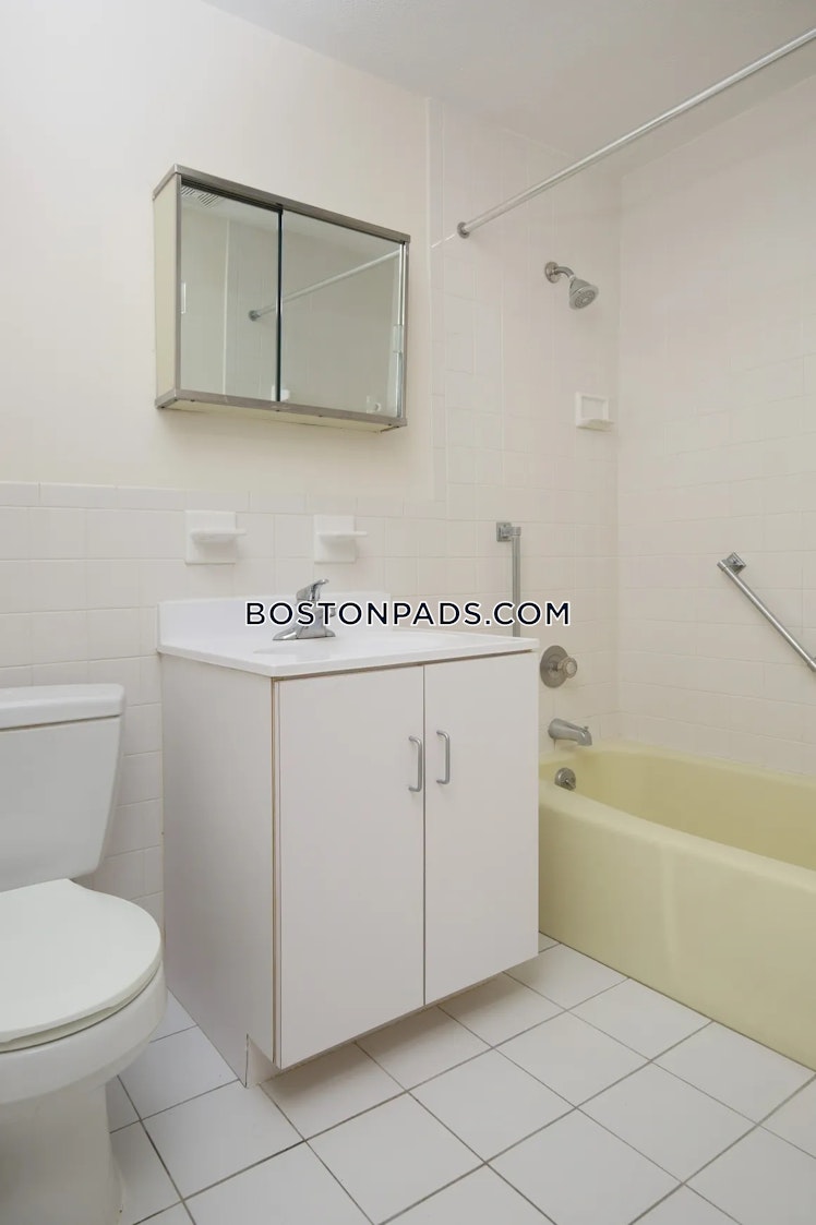 Waltham St., Maynard