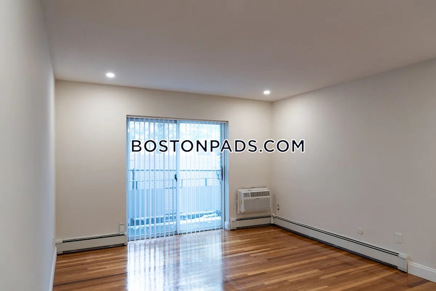 Boston - $2,125+ /month