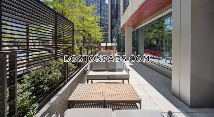 Seaport Boulevard, Boston