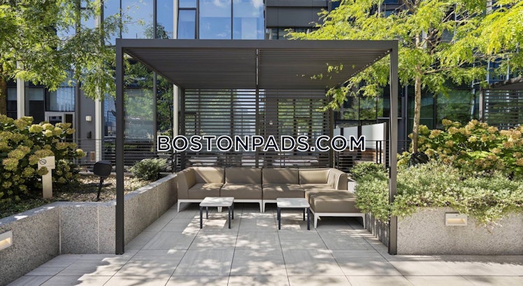 Seaport Boulevard, Boston